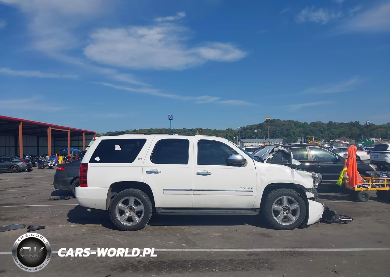 2010 Chevrolet Tahoe Ltz VIN:1GNUKCE00AR192188 - 12