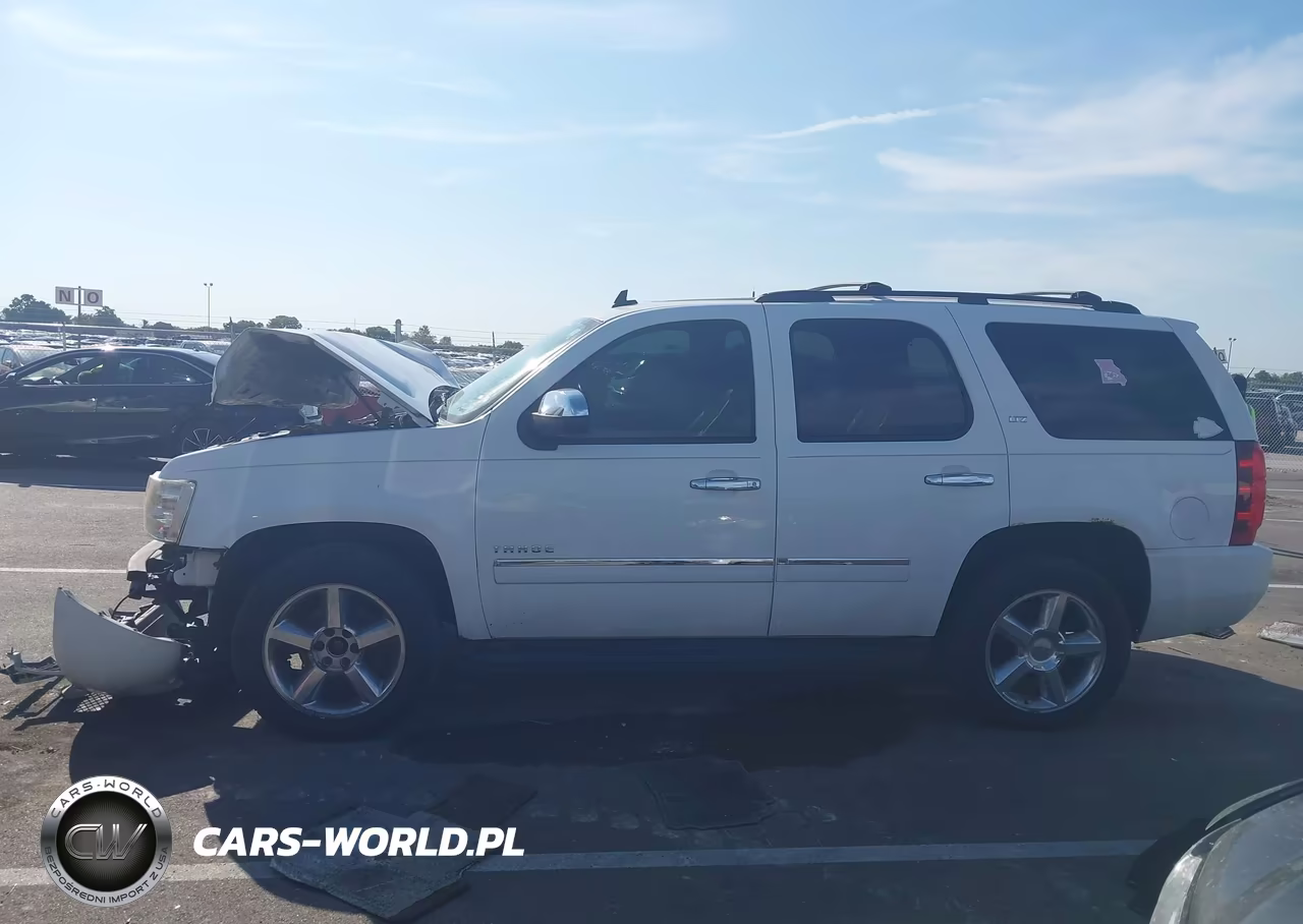 2010 Chevrolet Tahoe Ltz VIN:1GNUKCE00AR192188 - 13