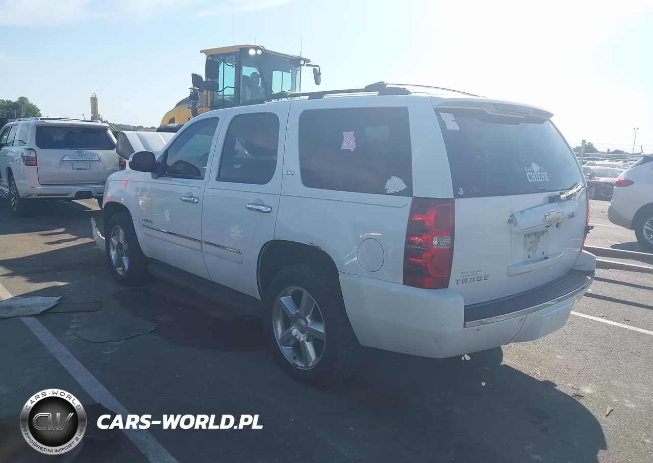 2010 Chevrolet Tahoe Ltz VIN:1GNUKCE00AR192188 - 3