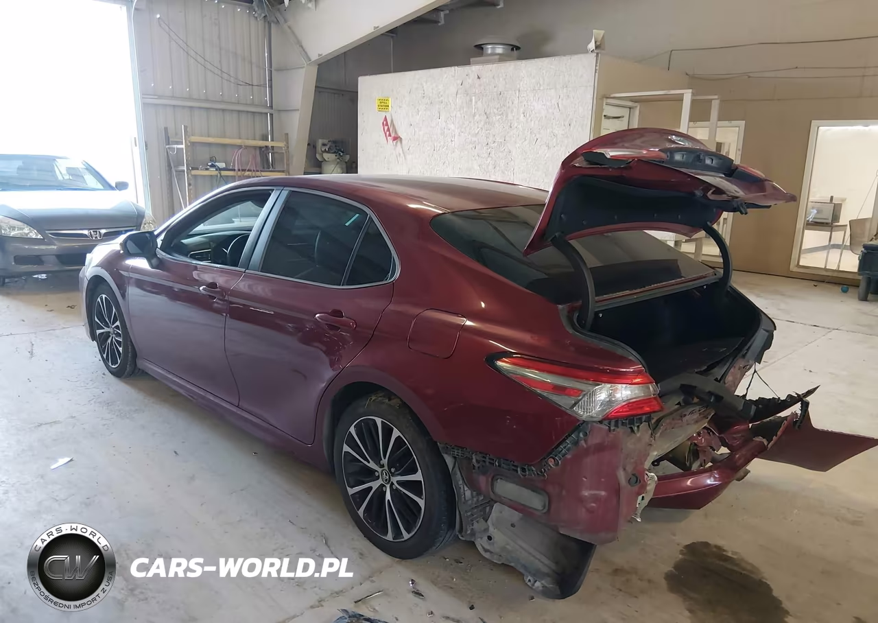 2018 Toyota Camry Se VIN:4T1B11HK6JU517939 - 3