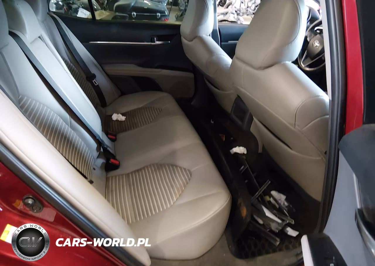 2018 Toyota Camry Se VIN:4T1B11HK6JU517939 - 8