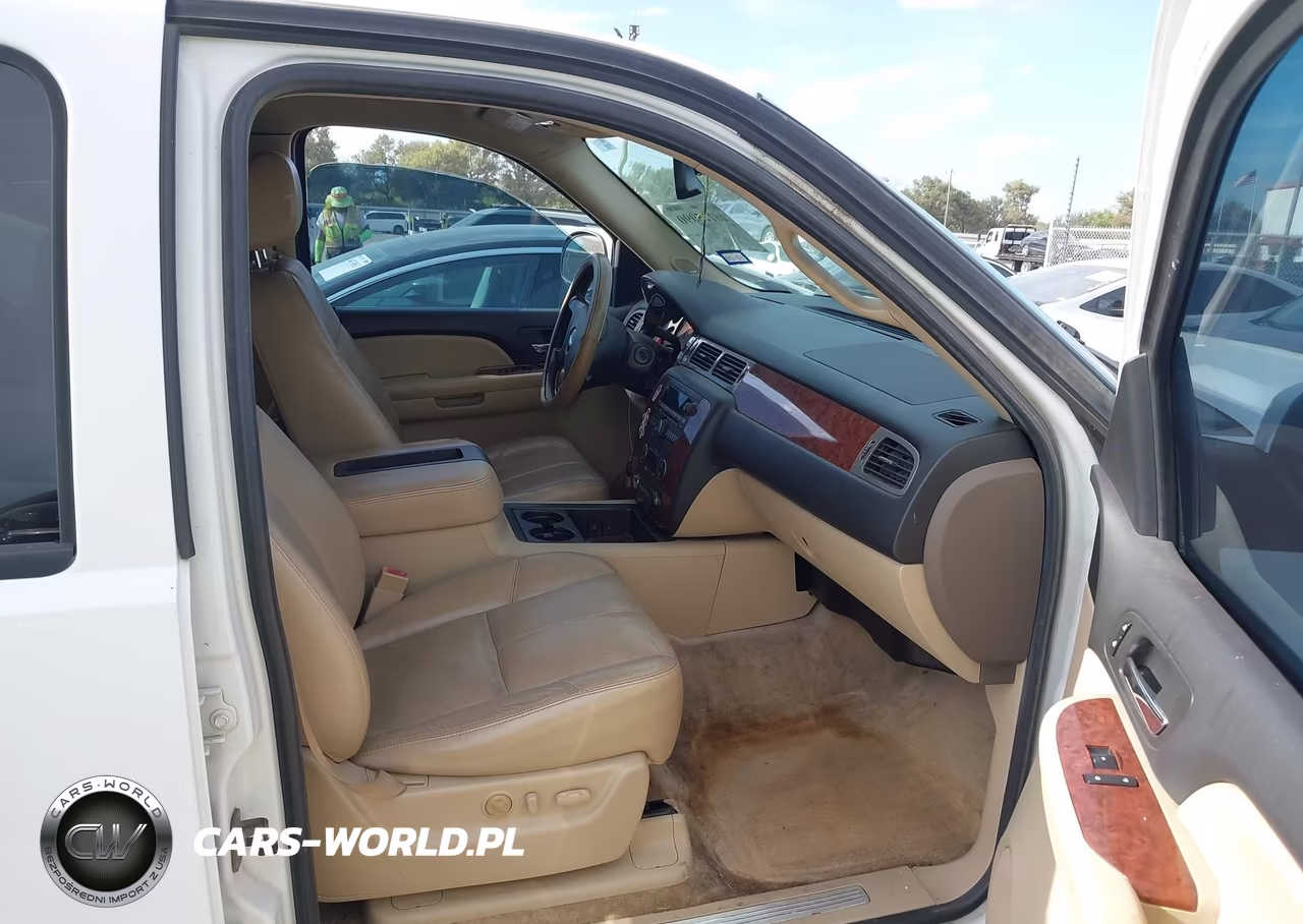 2008 Chevrolet Tahoe Lt VIN:1GNFC13048R195196 - 5