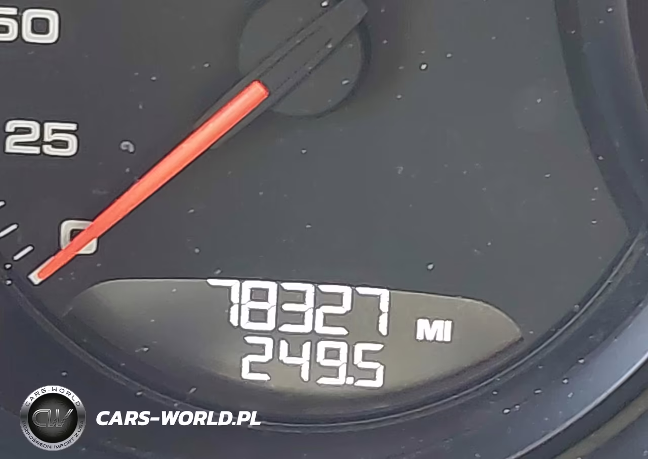 2018 Porsche Macan Turbo VIN:WP1AF2A59JLB70803 - 15