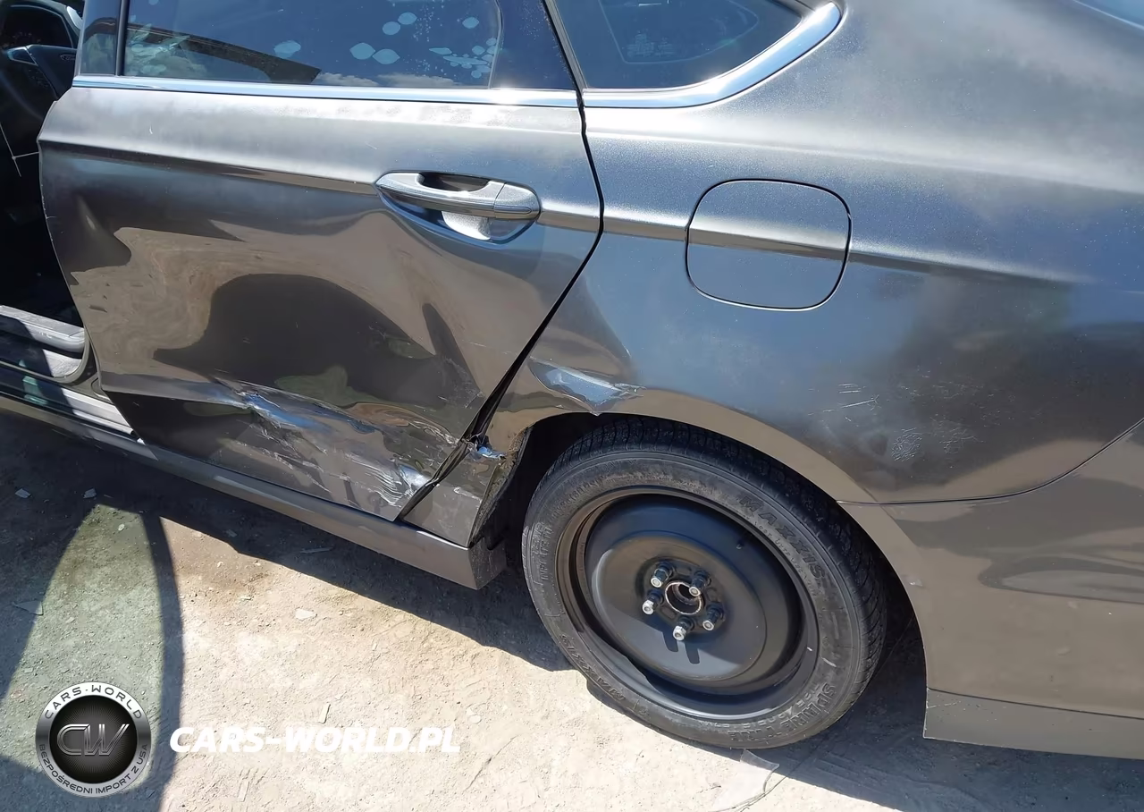 2015 Ford Fusion S VIN:3FA6P0G73FR263445 - 6
