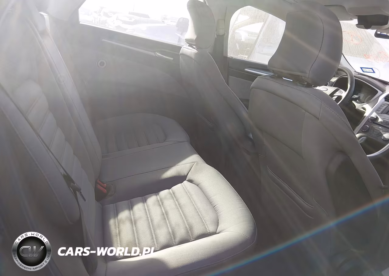 2015 Ford Fusion S VIN:3FA6P0G73FR263445 - 8