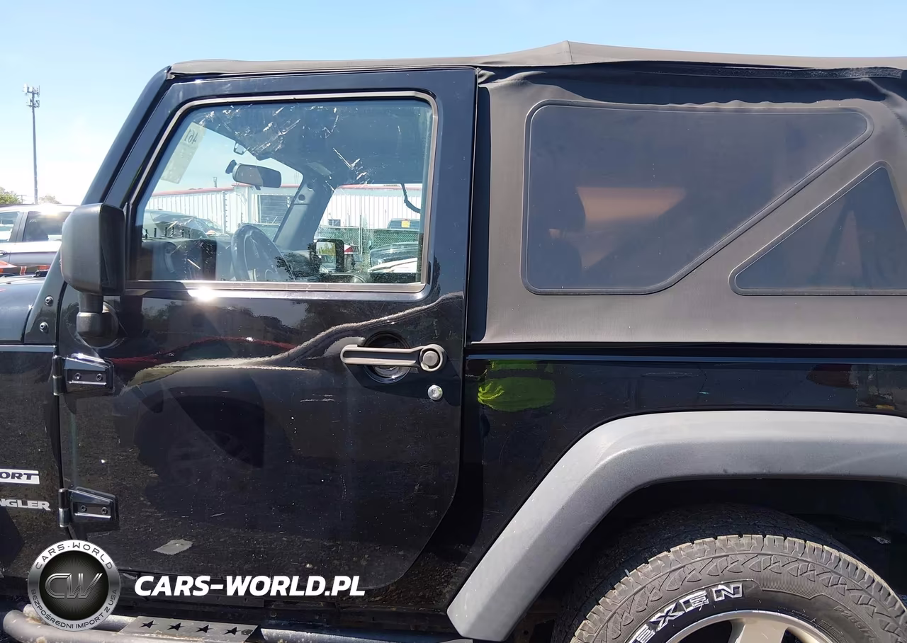 2016 Jeep Wrangler Sport VIN:1C4AJWAGXGL120087 - 14