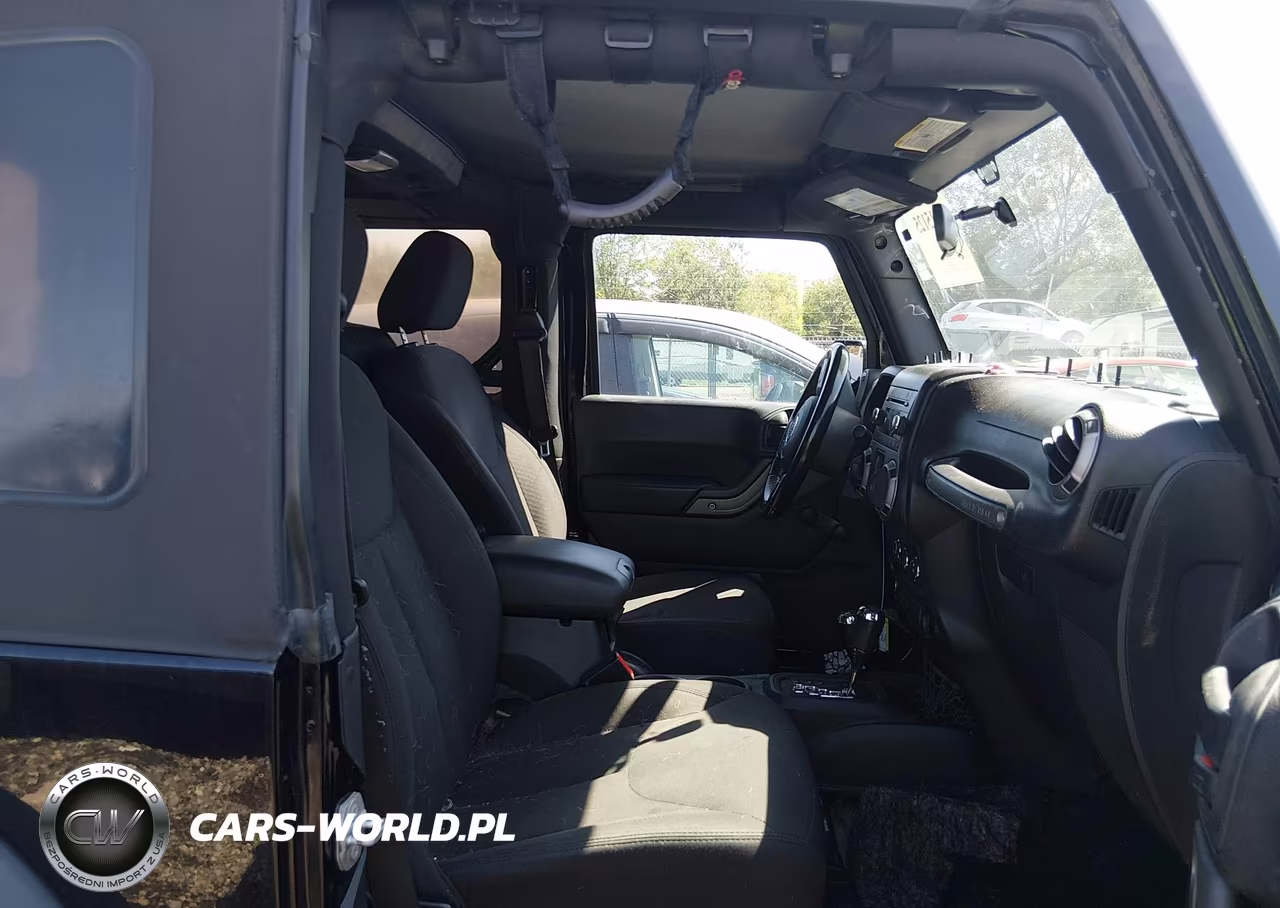 2016 Jeep Wrangler Sport VIN:1C4AJWAGXGL120087 - 5