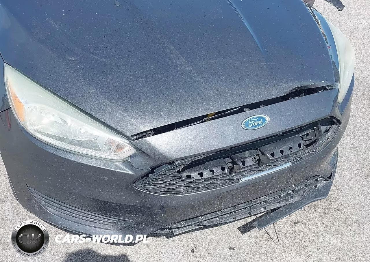 2015 Ford Focus Se VIN:1FADP3F20FL346893 - 6