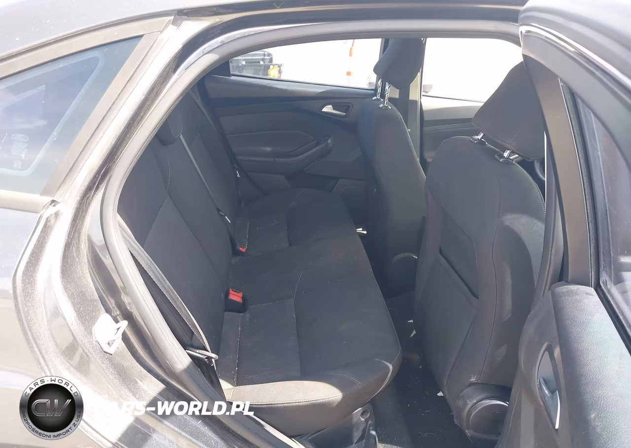 2015 Ford Focus Se VIN:1FADP3F20FL346893 - 8
