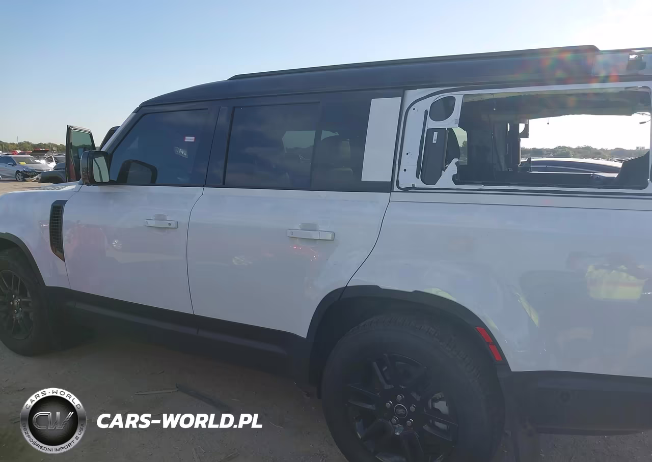 2025 Land Rover Defender 130 P300 S VIN:SALEJFFU5S2458312 - 14