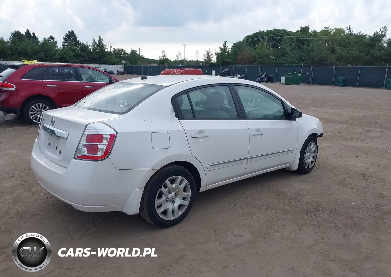 2010 Nissan Sentra 2.0S VIN:3N1AB6AP8AL614301 - 4