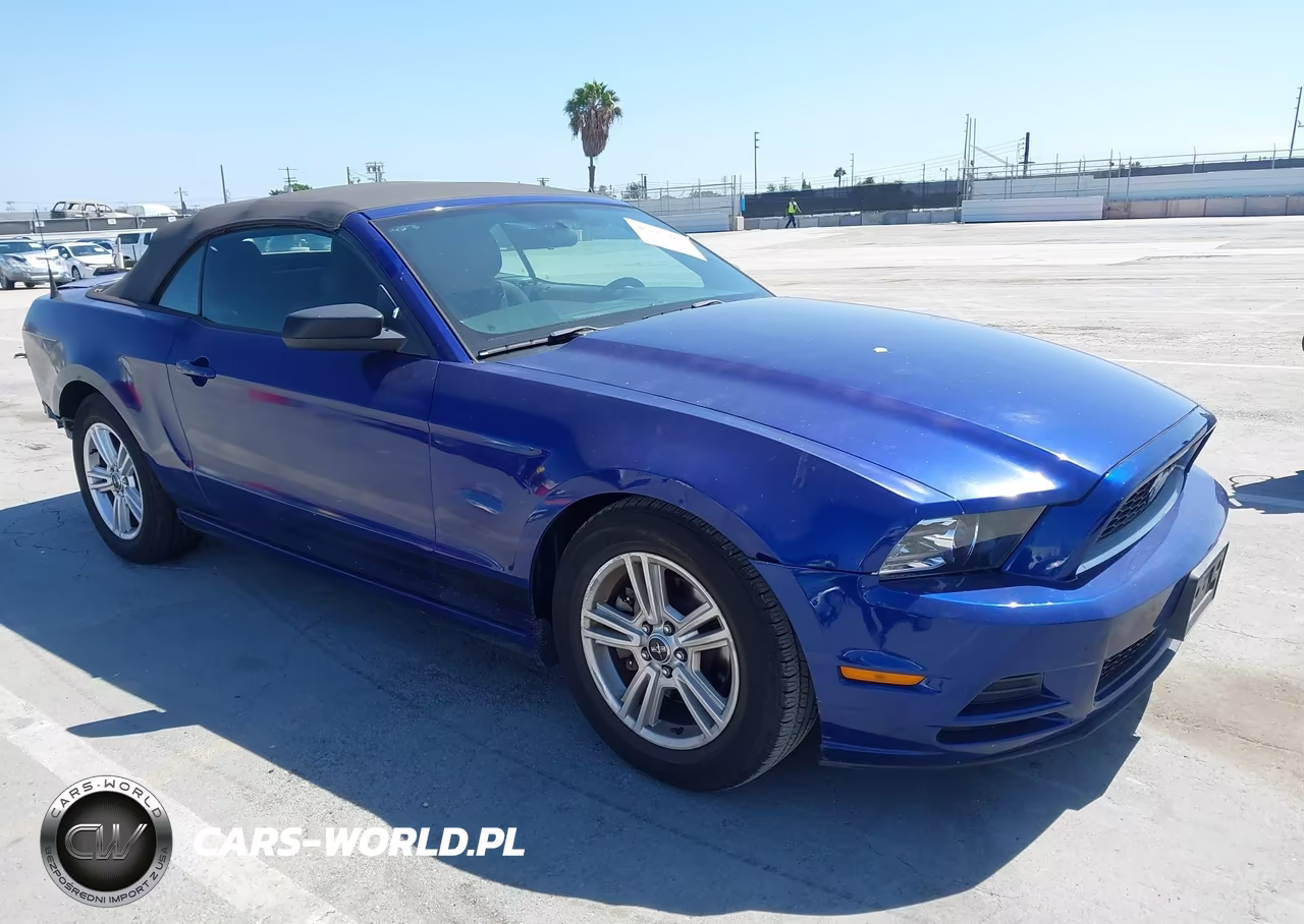 2014 Ford Mustang V6