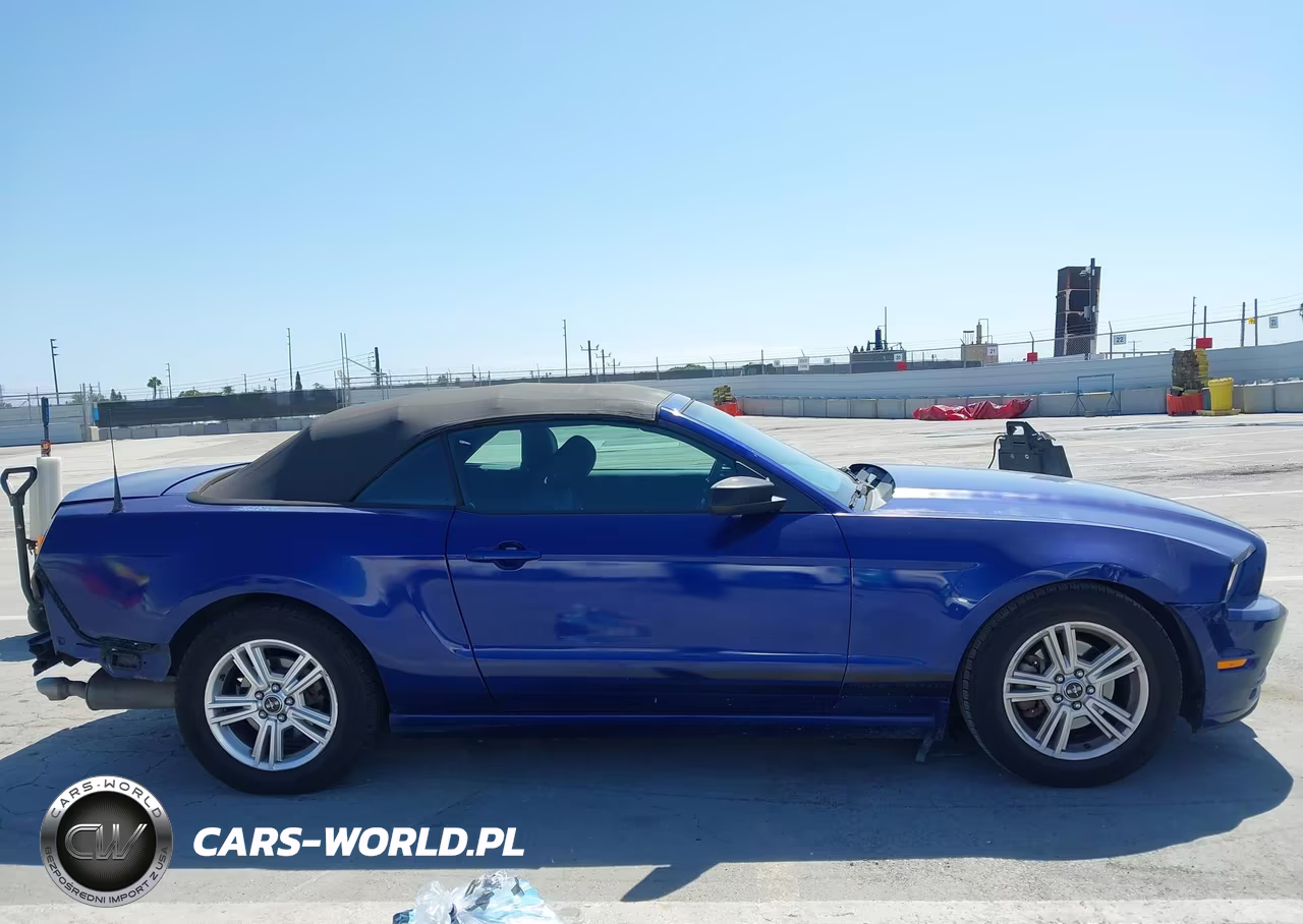 2014 Ford Mustang V6 VIN:1ZVBP8EM3E5267185 - 13