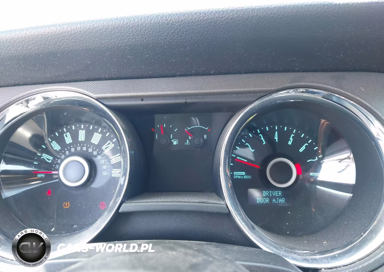 2014 Ford Mustang V6 VIN:1ZVBP8EM3E5267185 - 7