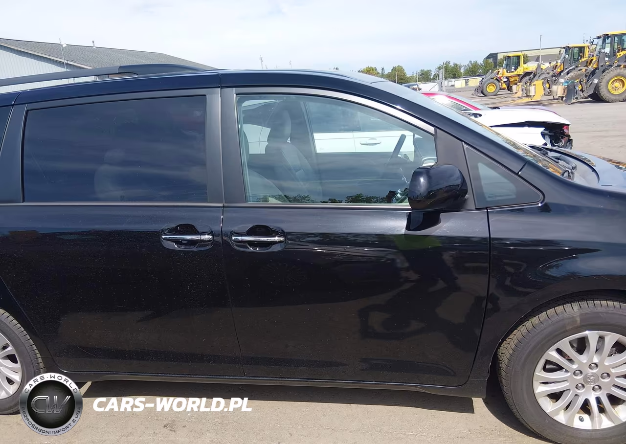 2015 Toyota Sienna Xle 8 Passenger VIN:5TDYK3DC3FS657495 - 13