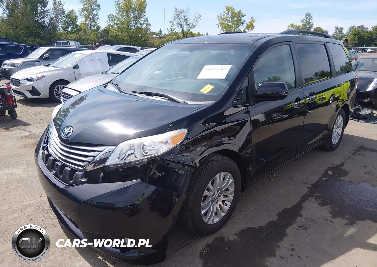 2015 Toyota Sienna Xle 8 Passenger VIN:5TDYK3DC3FS657495 - 2