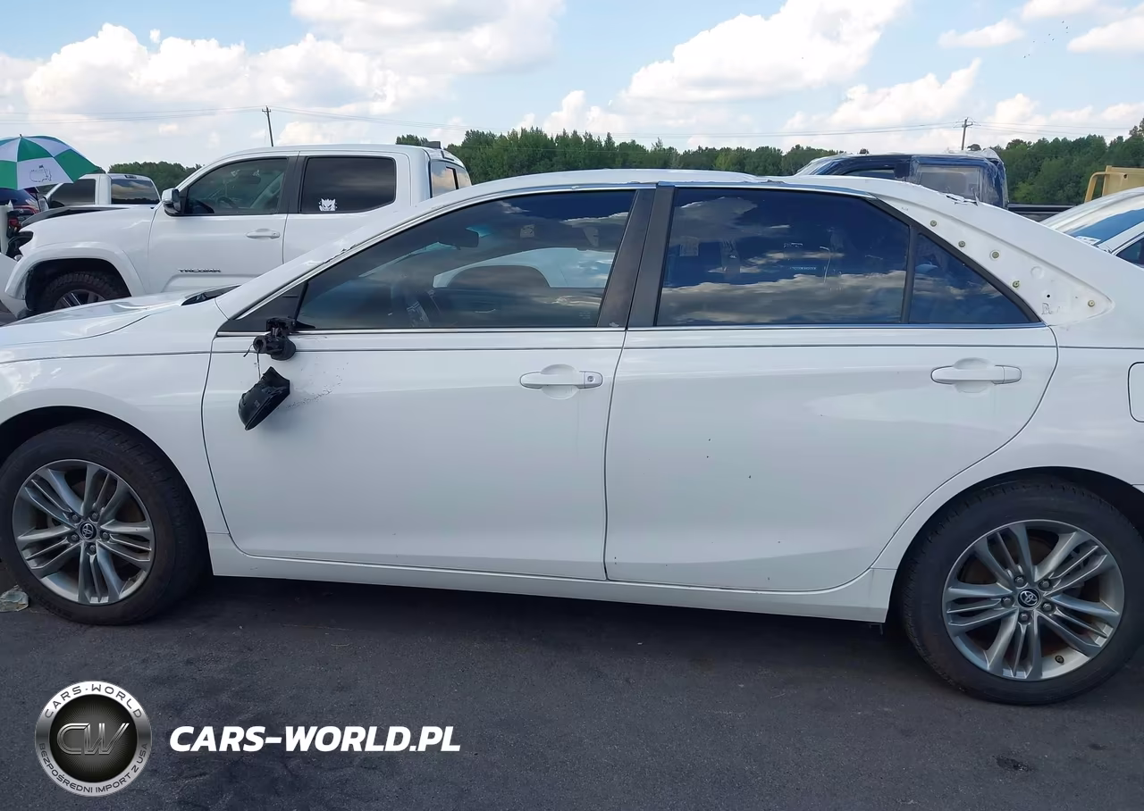 2015 Toyota Camry Se VIN:4T1BF1FK6FU019963 - 14