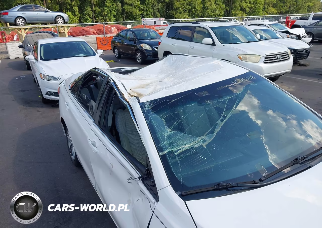 2015 Toyota Camry Se VIN:4T1BF1FK6FU019963 - 6