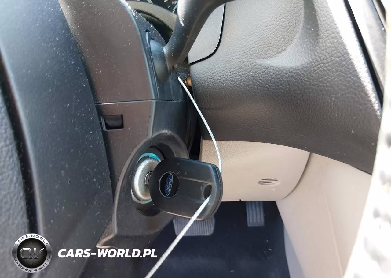 2016 Ford Focus Se VIN:1FADP3F27GL304187 - 11