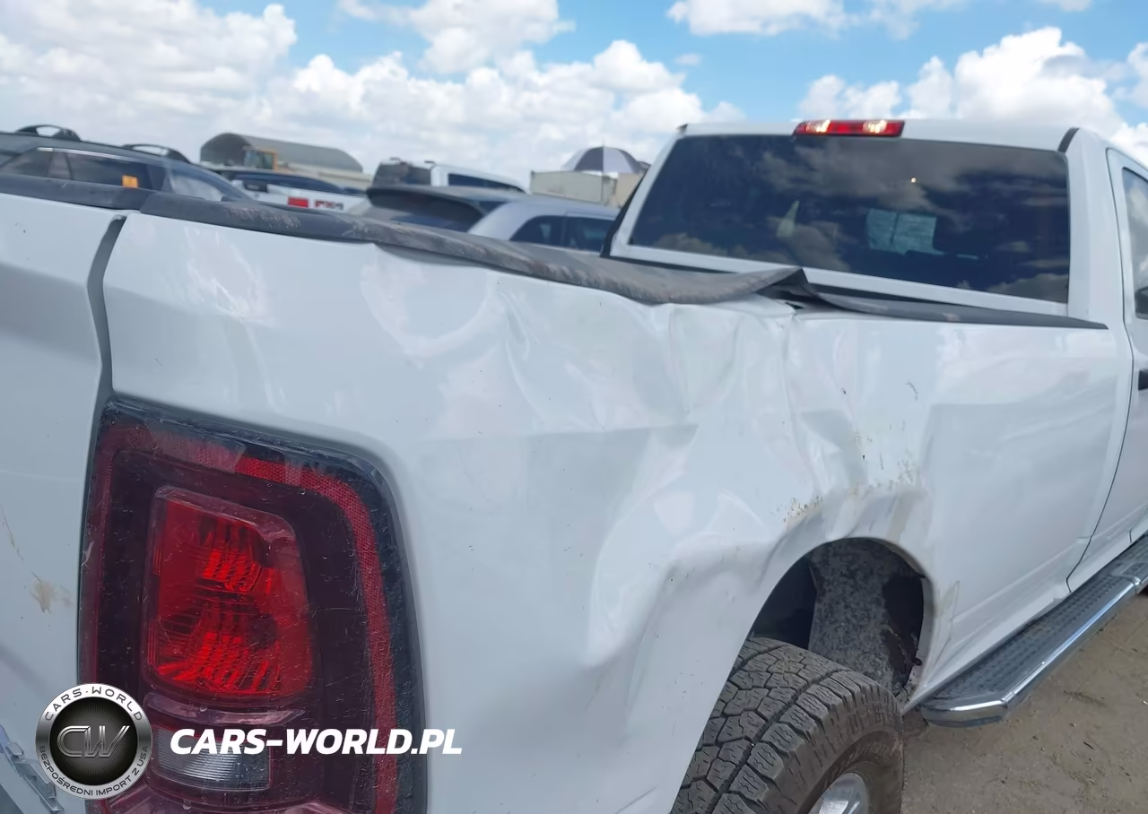 2026 Ram 2500 Big Horn 4X4 8' Box VIN:3C6UR5JL0TG273962 - 21