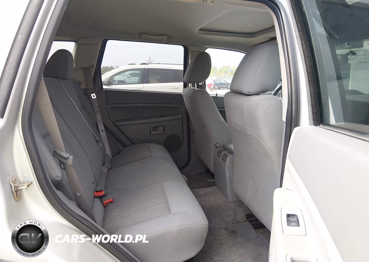 2006 Jeep Grand Cherokee Laredo VIN:1J4GR48K26C350099 - 8
