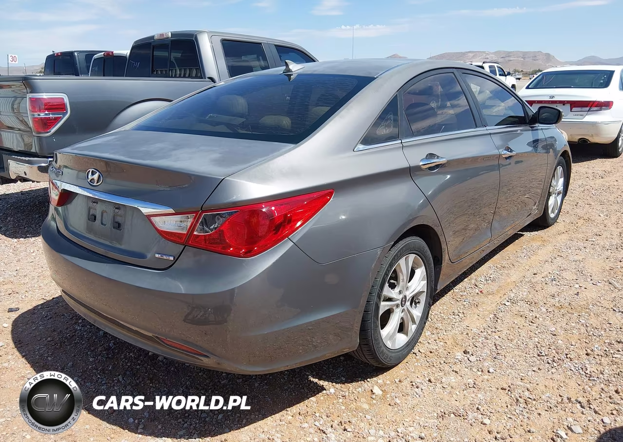 2013 Hyundai Sonata Limited VIN:5NPEC4ACXDH610770 - 4