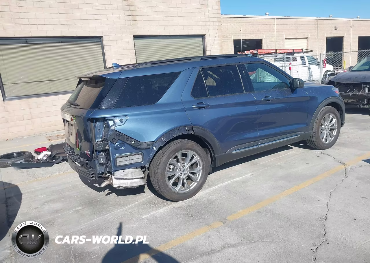 2020 Ford Explorer Xlt VIN:1FMSK7DH2LGA54368 - 4