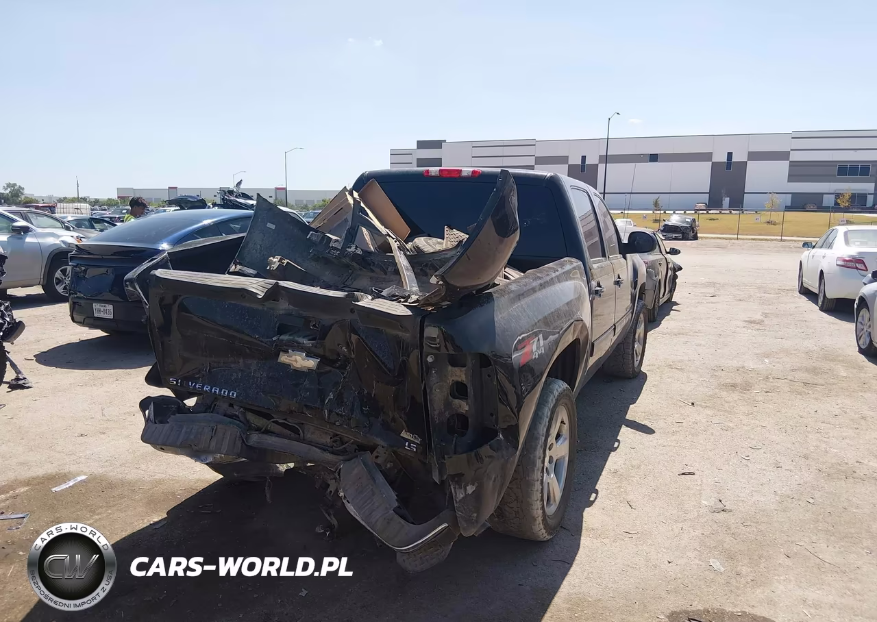2010 Chevrolet Silverado 1500 Ltz VIN:3GCRKTE30AG215848 - 4