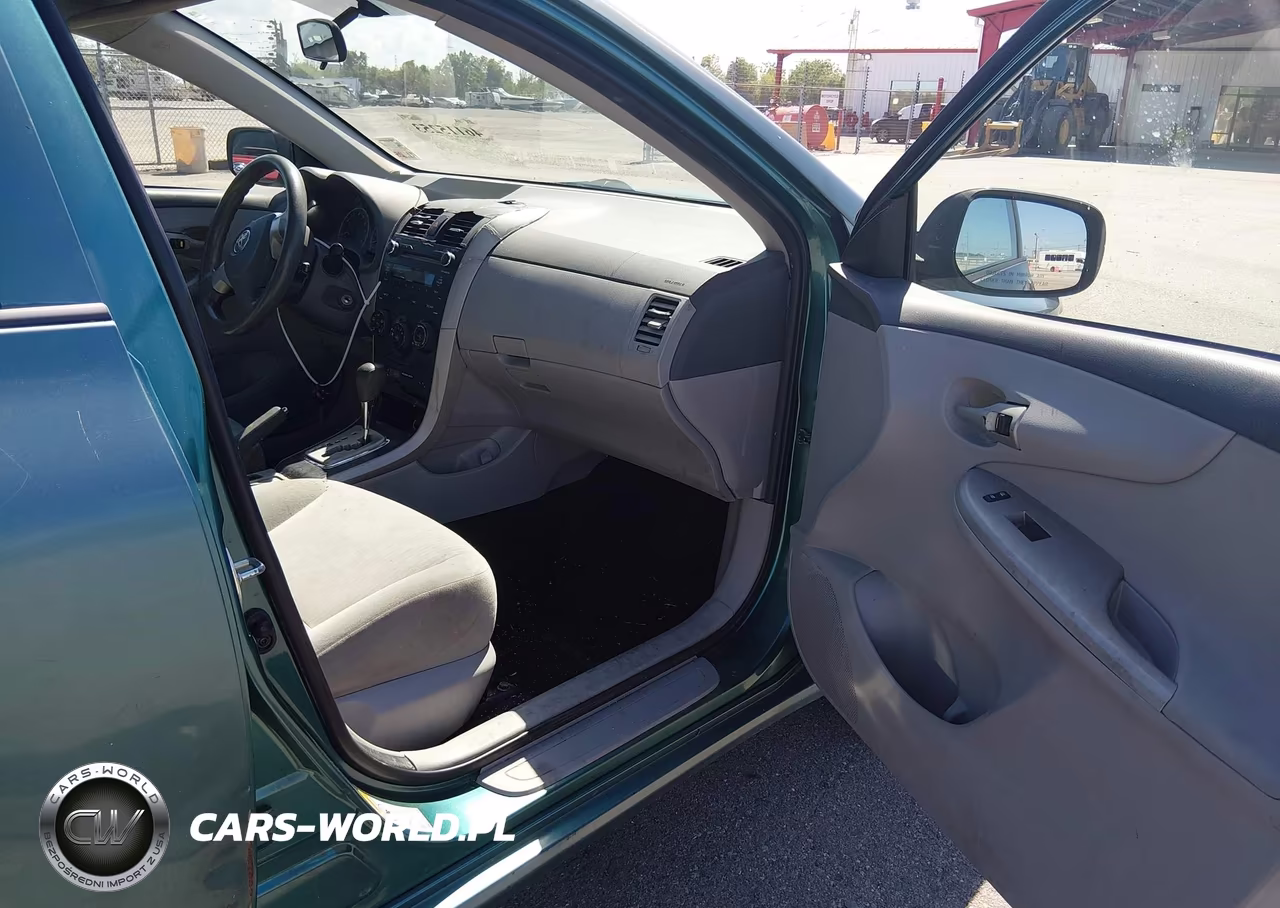 2010 Toyota Corolla Le VIN:1NXBU4EE4AZ300235 - 5