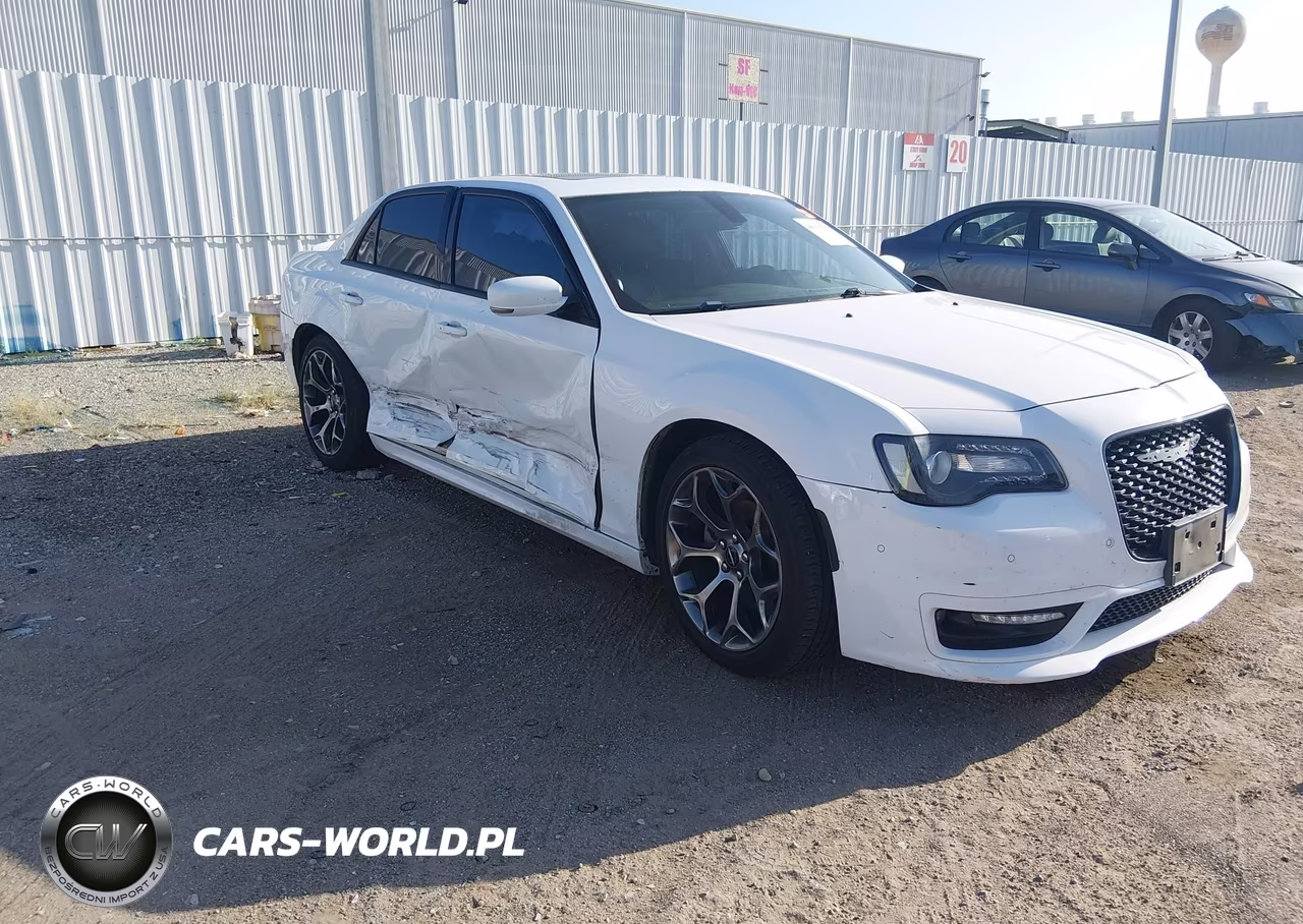 2018 Chrysler 300 300S VIN:2C3CCABG4JH266384 - 1