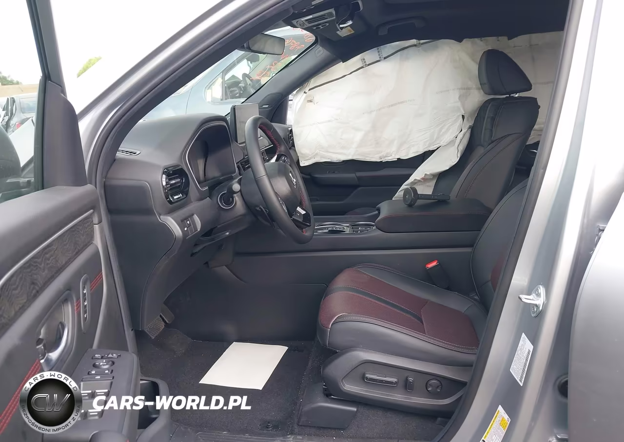 2026 Honda Pilot Black Edition VIN:5FNYG1H95TB055878 - 5