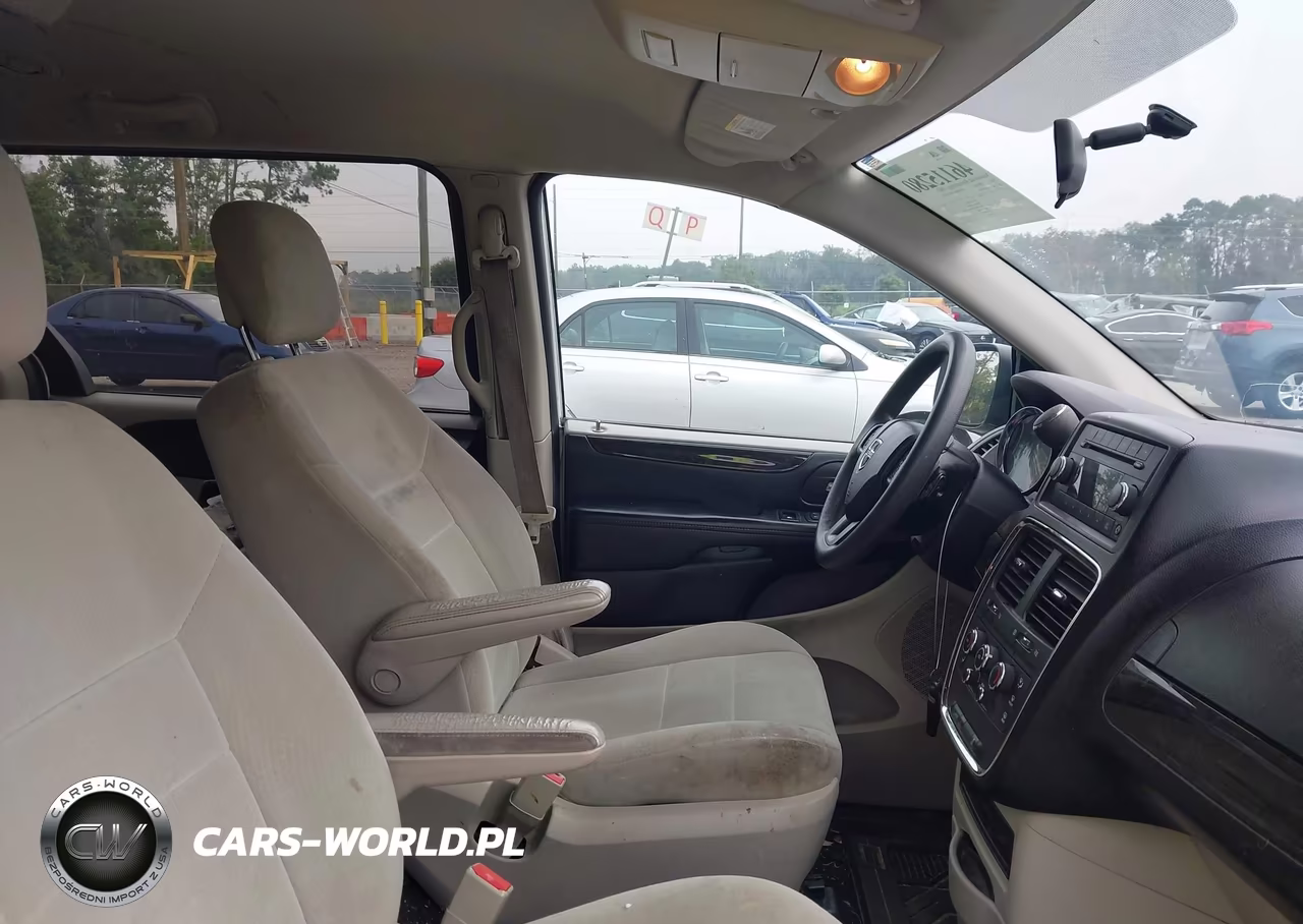 2012 Dodge Grand Caravan Sxt VIN:2C4RDGCG7CR274531 - 5