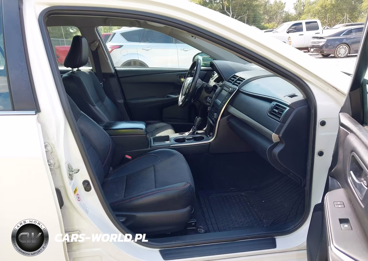 2016 Toyota Camry Se VIN:4T1BF1FK0GU206858 - 5