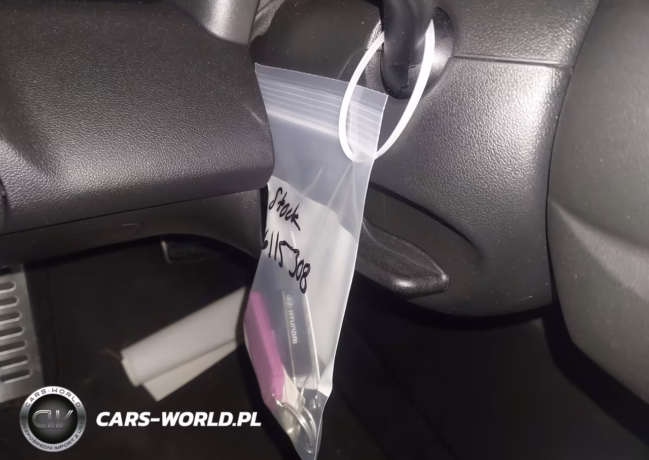 2026 Hyundai Elantra Sel Sport VIN:KMHLM4DG4TU210772 - 18