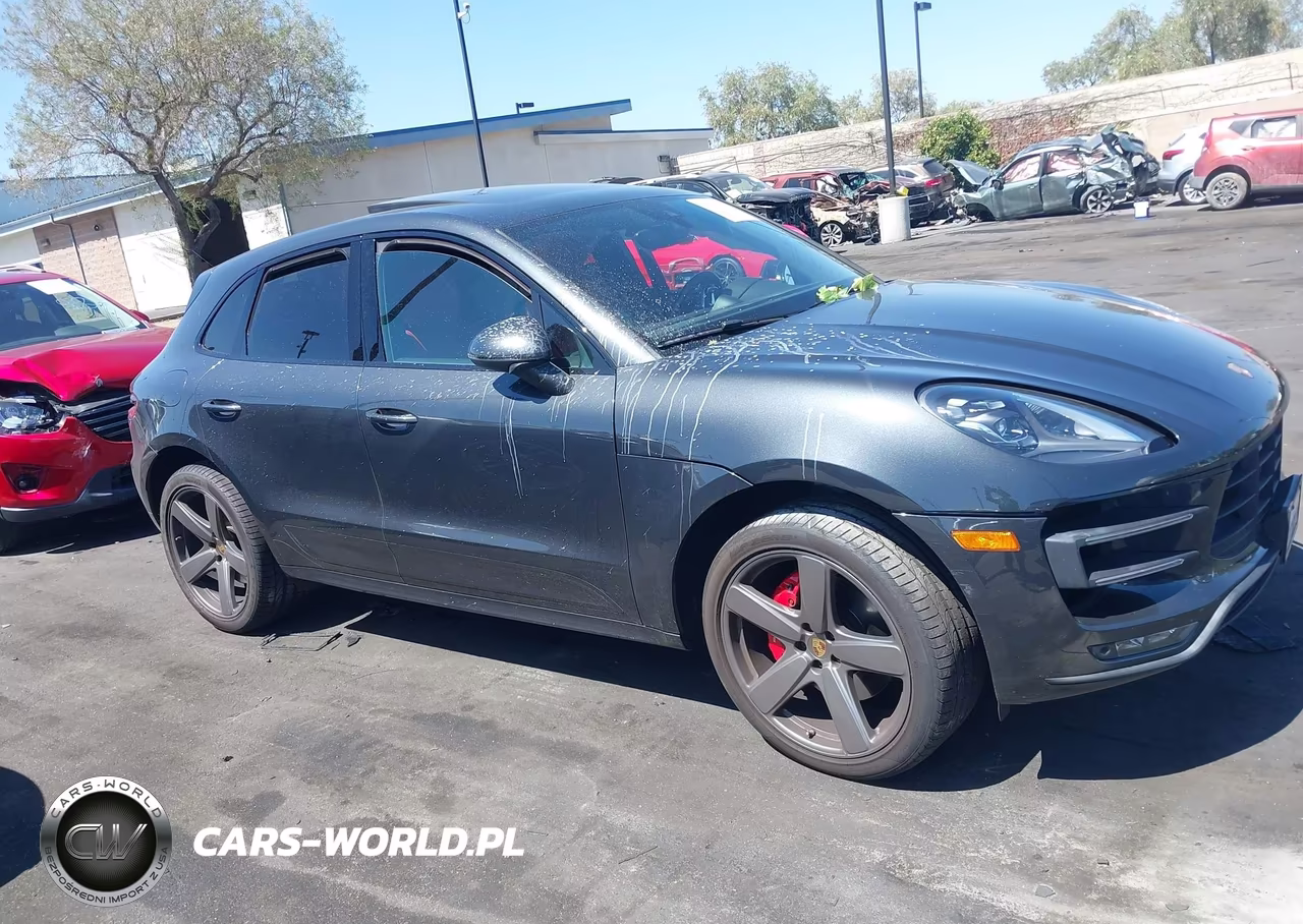 2018 Porsche Macan Turbo VIN:WP1AF2A59JLB71627 - 14