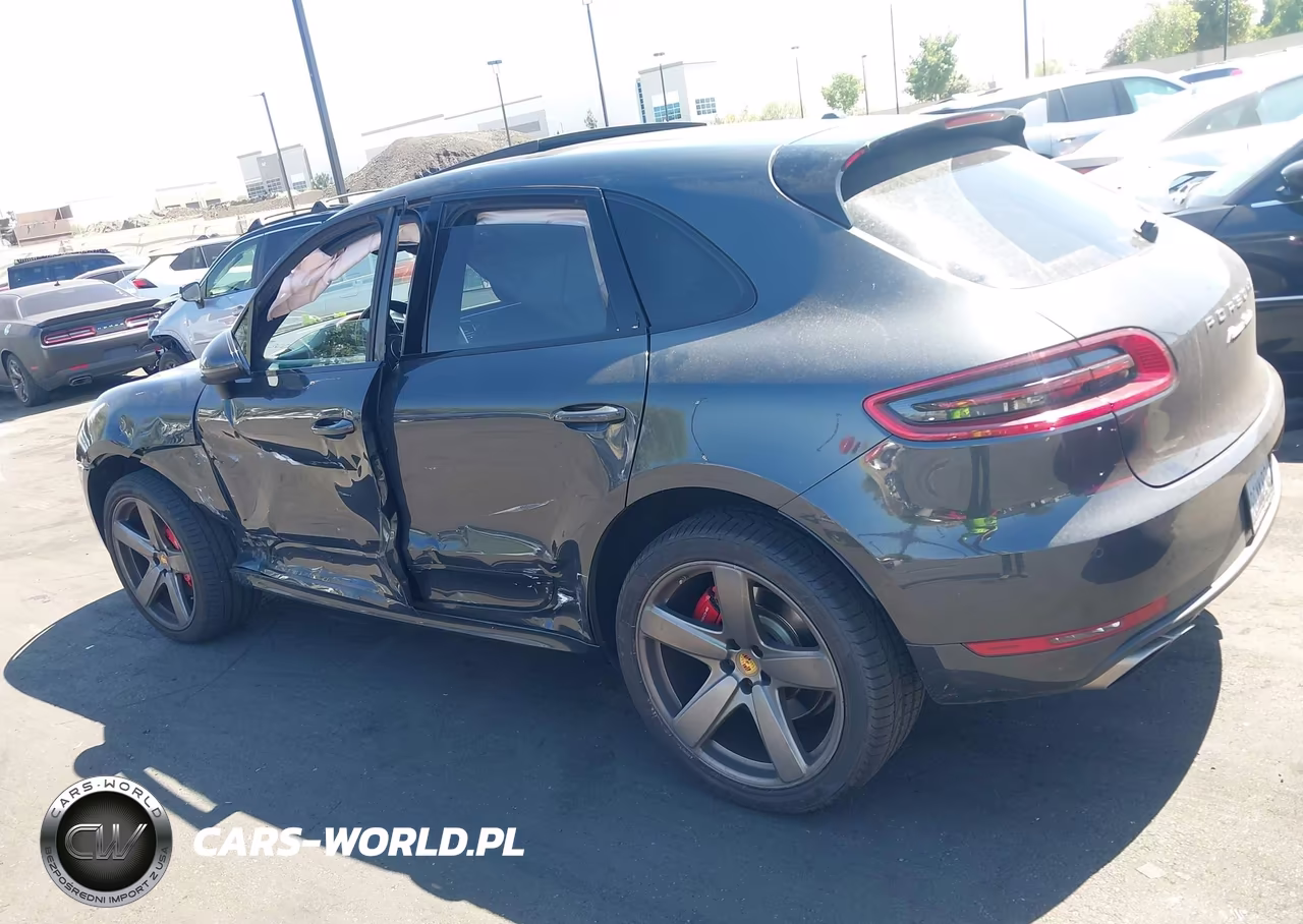 2018 Porsche Macan Turbo VIN:WP1AF2A59JLB71627 - 15