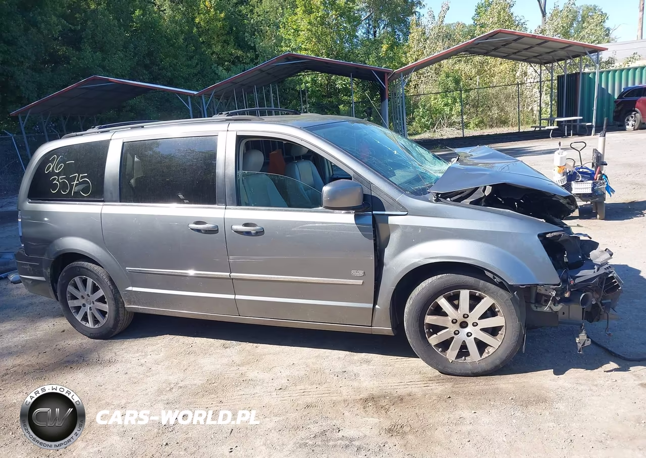 2009 Chrysler Town & Country Touring VIN:2A8HR54119R642232 - 13