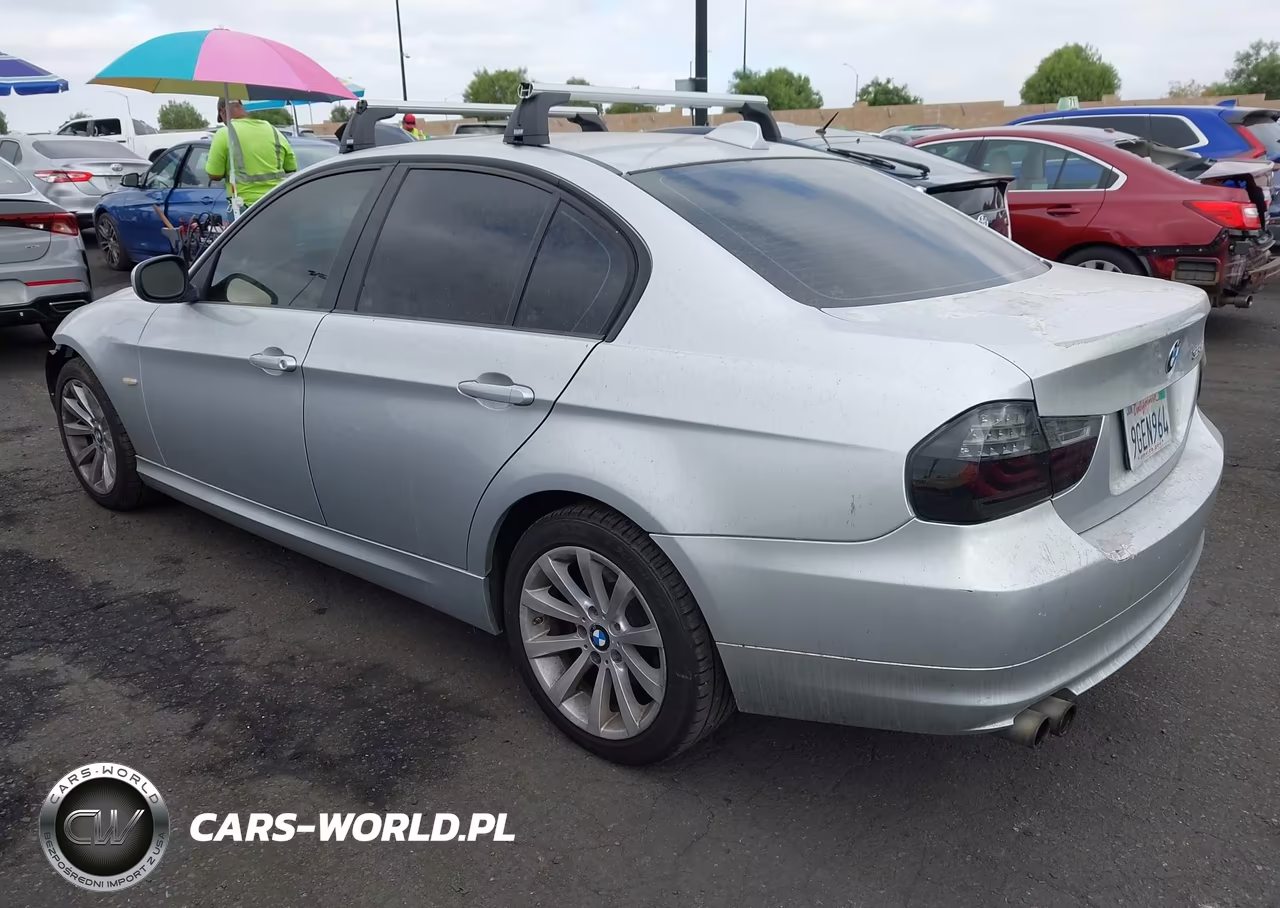 2011 BMW 328I VIN:WBAPH7G56BNM55102 - 3