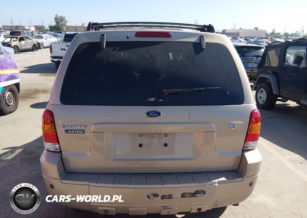2007 Ford Escape Limited VIN:1FMCU04107KA15824 - 19