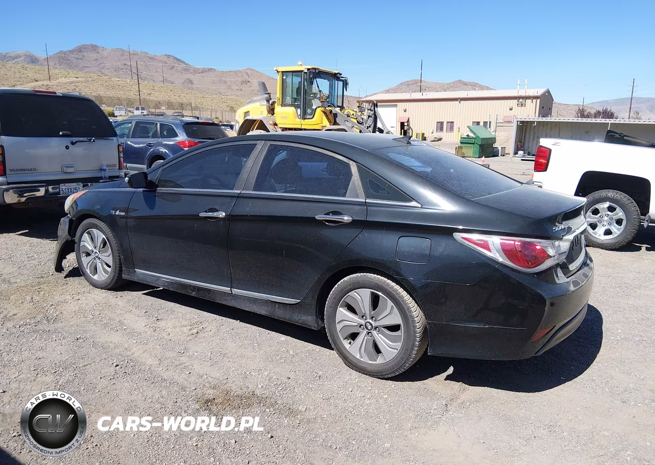 2013 Hyundai Sonata Hybrid Limited VIN:KMHEC4A49DA087513 - 3
