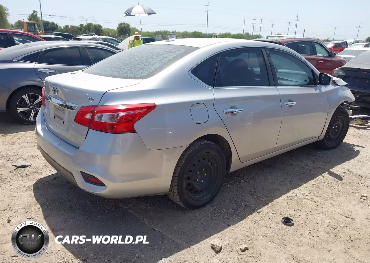 2017 Nissan Sentra Sv VIN:3N1AB7AP4HY347967 - 4