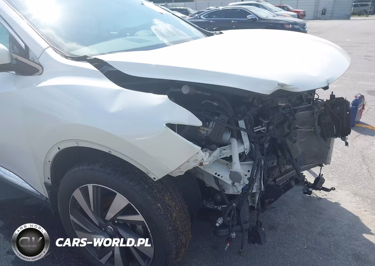 2018 Nissan Murano Platinum VIN:5N1AZ2MG7JN176220 - 18