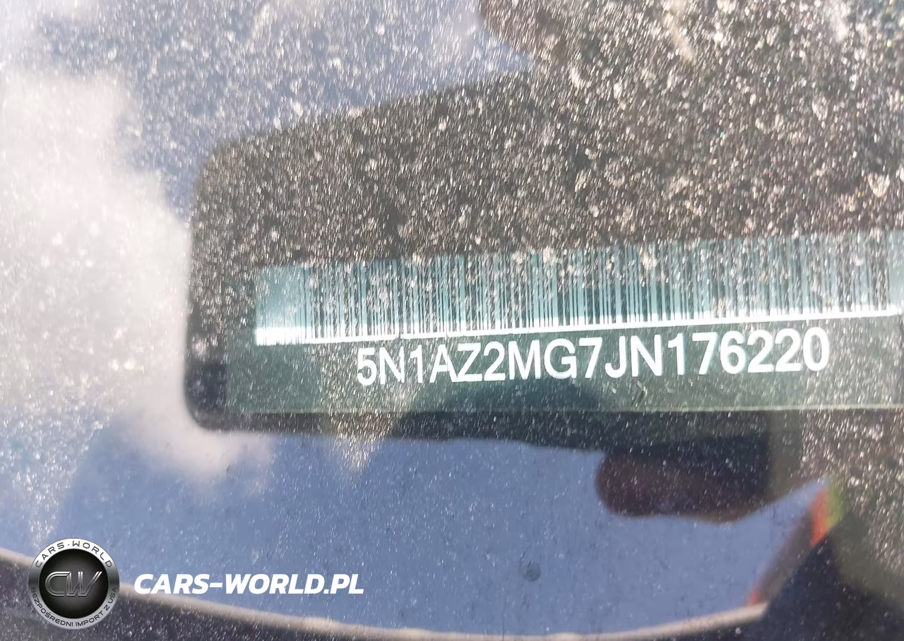 2018 Nissan Murano Platinum VIN:5N1AZ2MG7JN176220 - 9