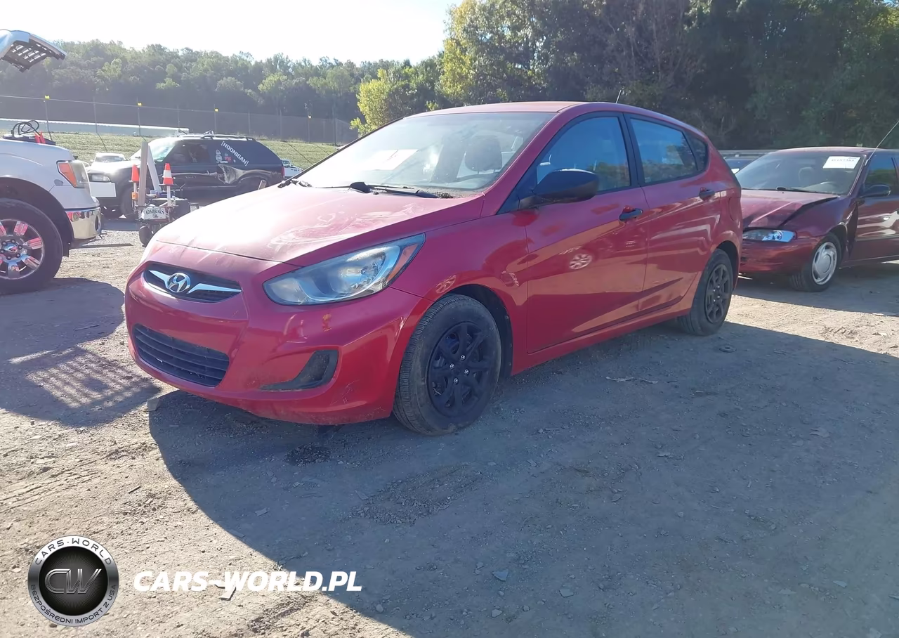 2013 Hyundai Accent Gs VIN:KMHCT5AE4DU068744 - 2