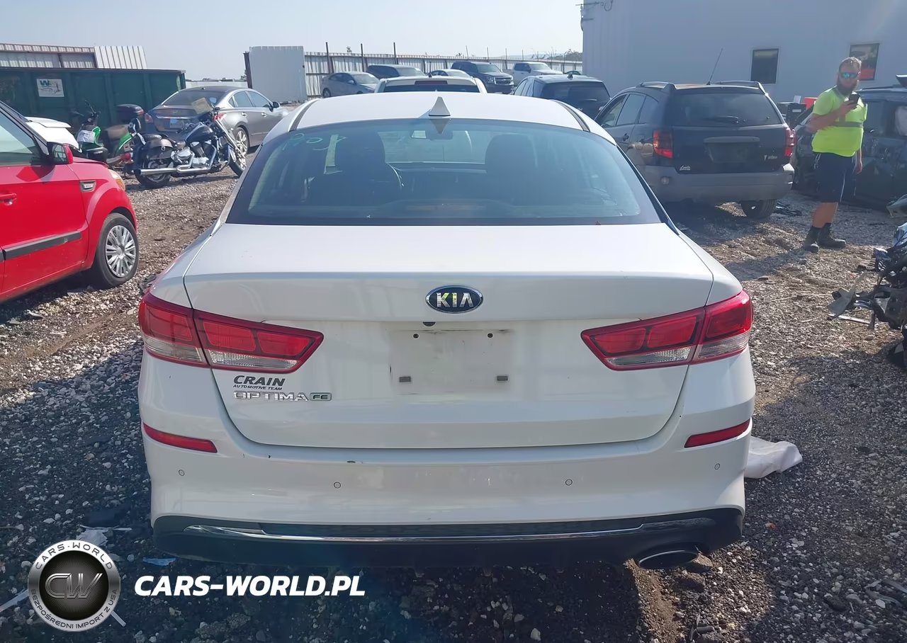 2019 Kia Optima Lx VIN:5XXGT4L38KG357320 - 17