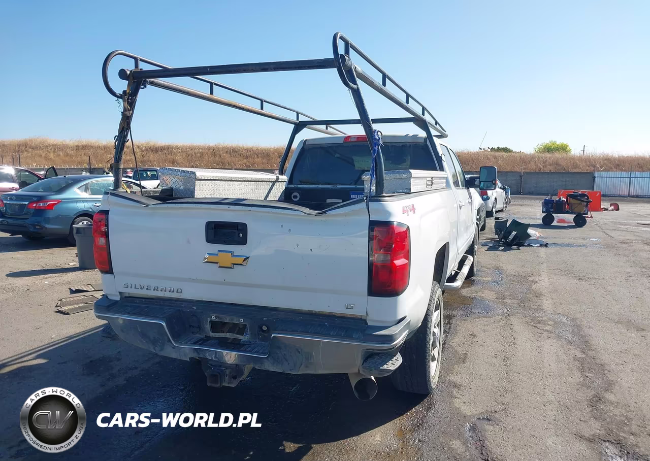 2018 Chevrolet Silverado 2500Hd Lt VIN:1GC1KVEY2JF151799 - 4