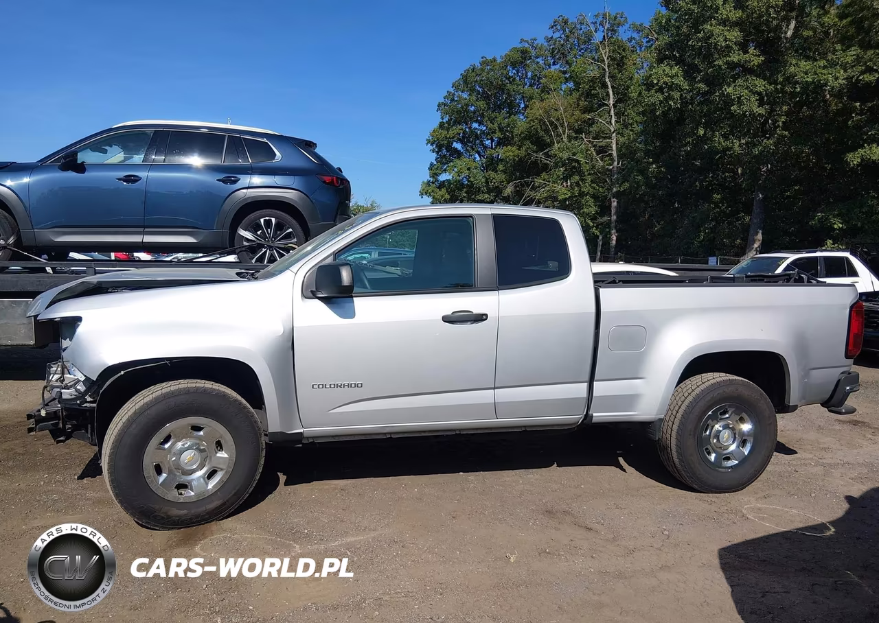 2018 Chevrolet Colorado VIN:1GCHSAEA8J1204531 - 14