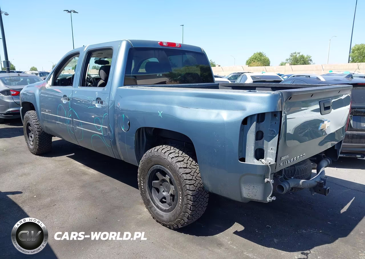 2011 Chevrolet Silverado 1500 Lt VIN:3GCPCSE01BG287907 - 3