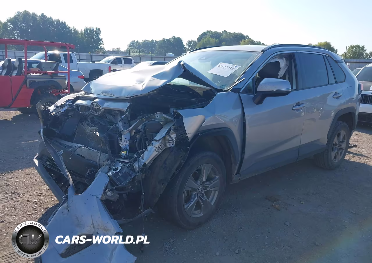 2023 Toyota Rav4 Xle VIN:2T3W1RFV9PW265830 - 2