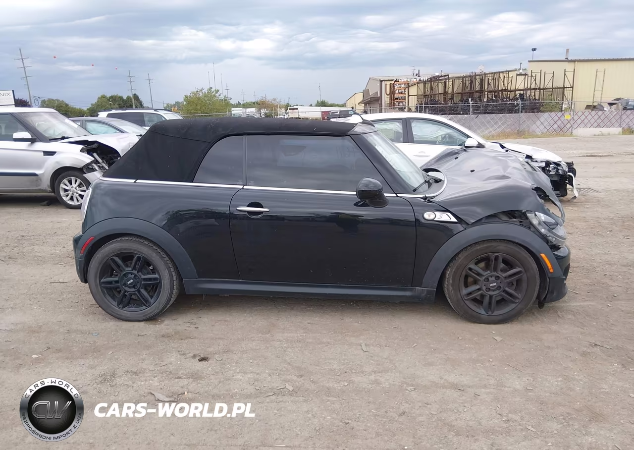2015 Mini Convertible Cooper S VIN:WMWZP3C57F2A91258 - 13